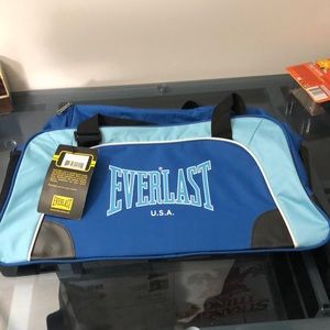 NWT - Everlast - Sport Duffel Bag